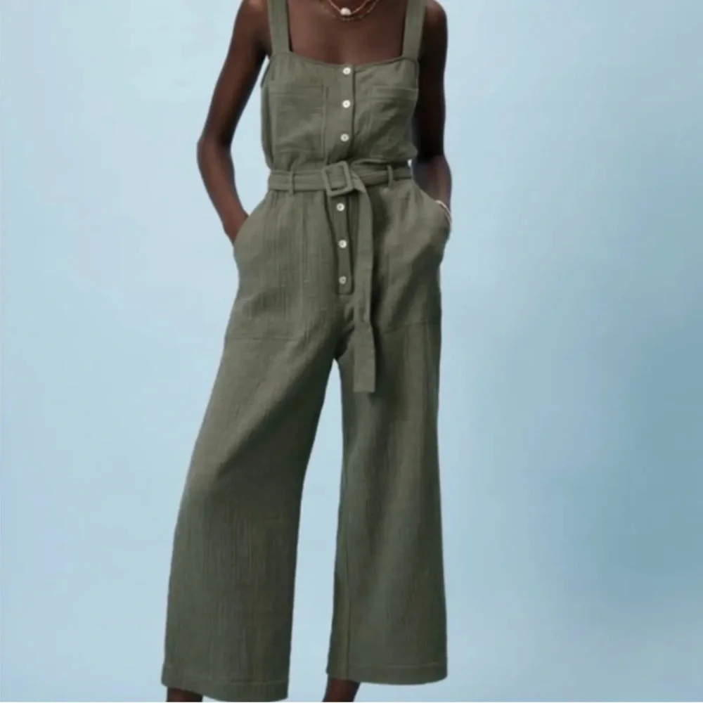 ୨୧ ・゚✧ Zara Button Up Belted Jumpsuit - Picture 1 of 6